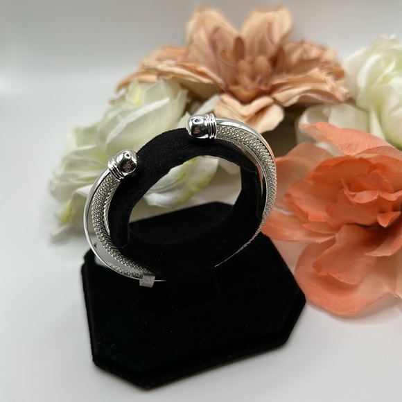 Mesh & Silver Cuff Bangle Bracelet NEW! - Picture 6 of 6
